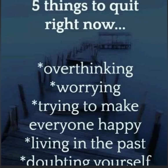 Meet your Posher, Alyssa - Picture 3 of 10